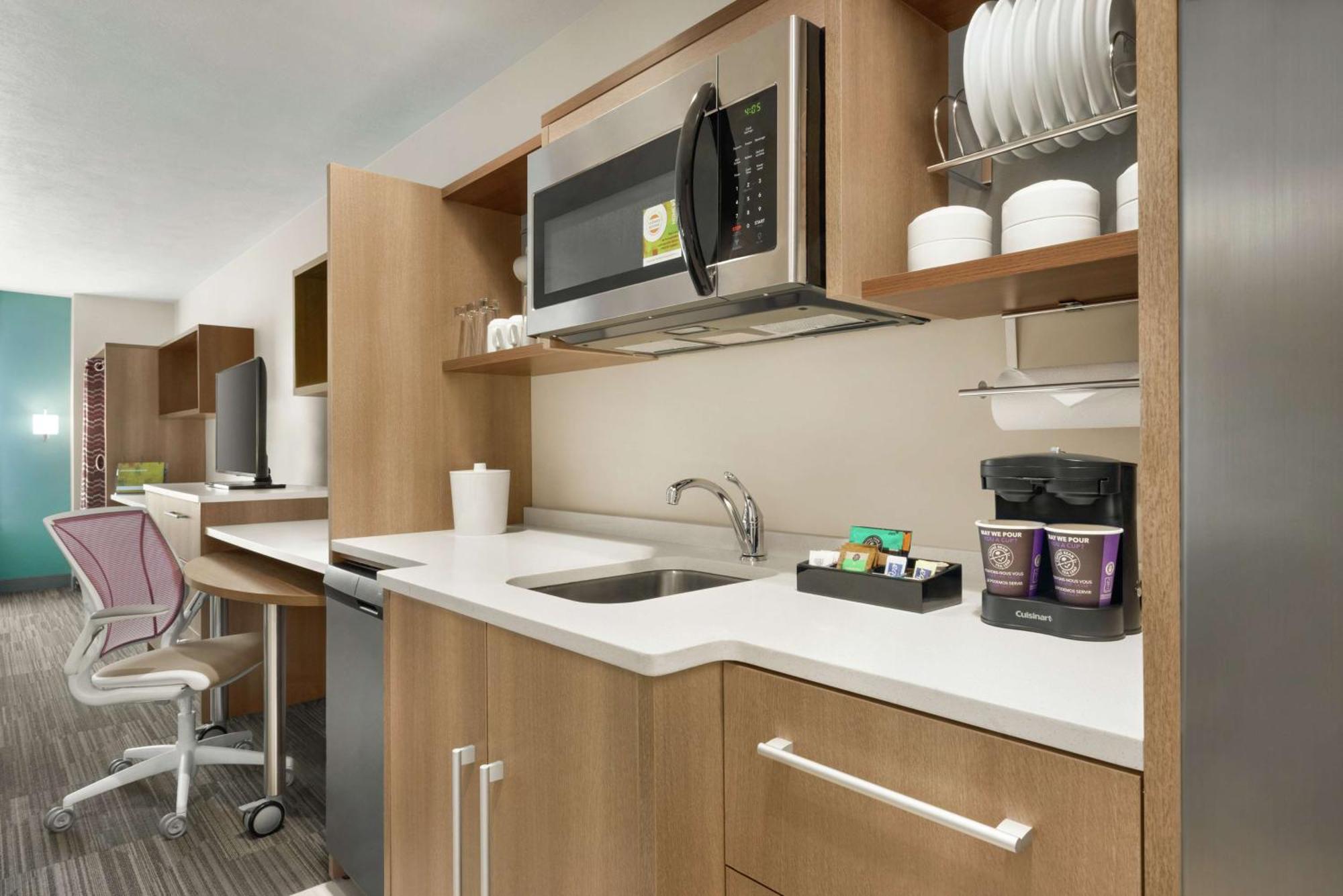 Home2 Suites By Hilton Bismarck Zewnętrze zdjęcie